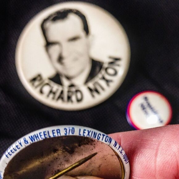 3 Vintage Richard Nixon Presidential Election Campaign Pinback Buttons - Picture 6 of 8